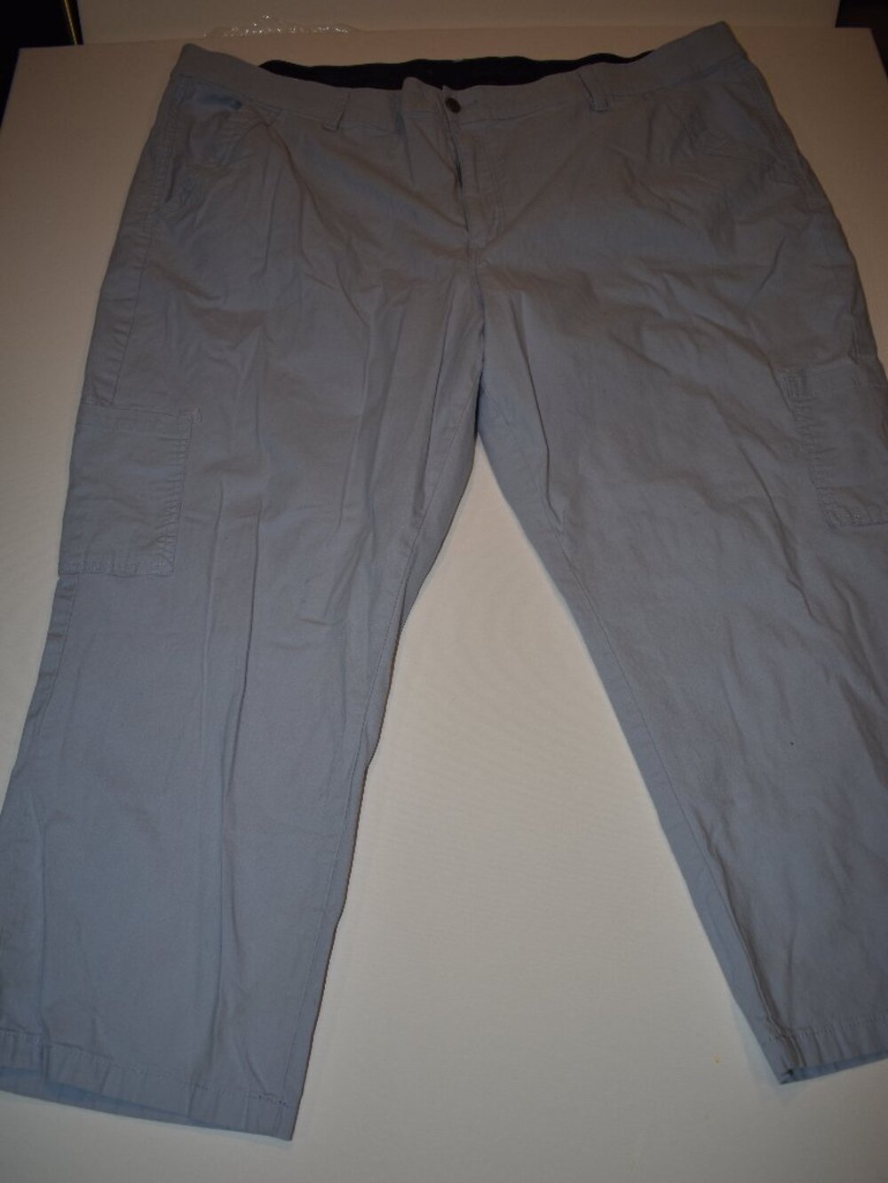 Gloria Vanderbilt Women’s 24W Light Blue Cargo Capri Pants Plus Size Cropped